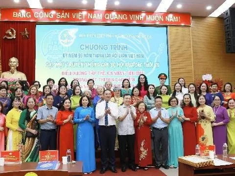 Phụ nữ phường Đống Đa: Tự hào truyền thống, vững bước tương lai