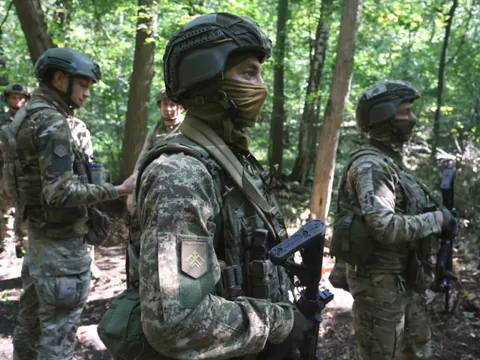 EU chuẩn bị huấn luyện quân đội Ukraine ngay trên thực địa, với một điều kiện