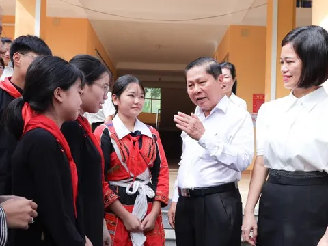 Sau lũ, bình yên trở lại ngôi trường vùng cao