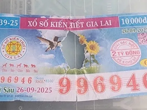 Vụ tờ vé số trúng 2 tỷ đồng bị rách: Công ty xổ số từ chối trả thưởng, mong khách hàng thông cảm