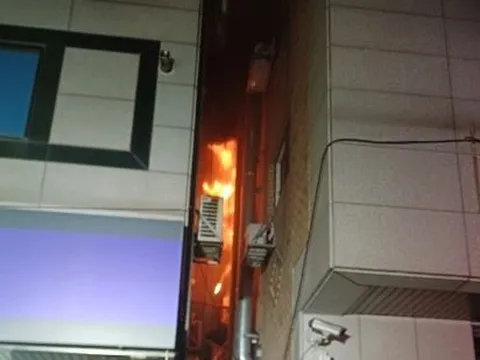 Đốt gián trong phòng gây cháy lớn, một phụ nữ tử vong khi cứu con