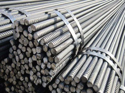 THỊ TRƯỜNG HÀNG HÓA: Áp lực vẫn đè nặng lên giá quặng sắt