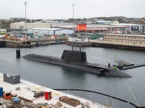 Tàu ngầm hạt nhân HMS Agamemnon vượt qua thử nghiệm quan trọng, sẵn sàng ra khơi