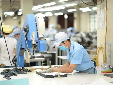 Doanh thu giảm, May Hữu Nghị vẫn vượt kế hoạch lợi nhuận sau 9 tháng