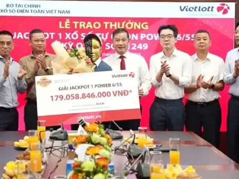 Bản tin 21/10: Lộ diện người trúng độc đắc Vietlott hơn 179 tỷ đồng