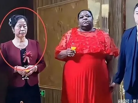 Chàng trai 27 tuổi cưới mẹ đơn thân 47 tuổi, bố mẹ có phản ứng "lạ"