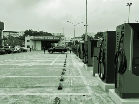 Giao thông xanh: Chờ cơ chế thực thi