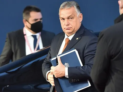 Phản ứng của Hungary trước đòn trừng phạt dầu Nga của ông Trump