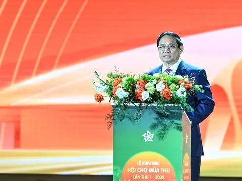 Thủ tướng: Từ Hội chợ Mùa Thu, khơi dậy khát vọng vươn tầm Việt Nam