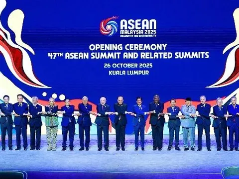 Thủ tướng Phạm MInh Chính dự khai mạc Hội nghị cấp cao ASEAN với “dấu mốc lịch sử“