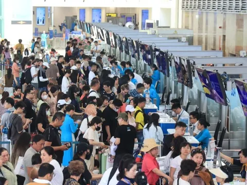 Vượt qua khó khăn, hàng không Việt Nam phục hồi ngoạn mục