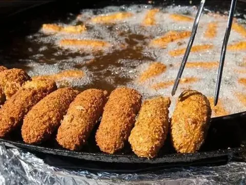 Ăn một món "vạn người mê" theo cách này suốt 10 năm, người đàn ông 42 tuổi tử vong
