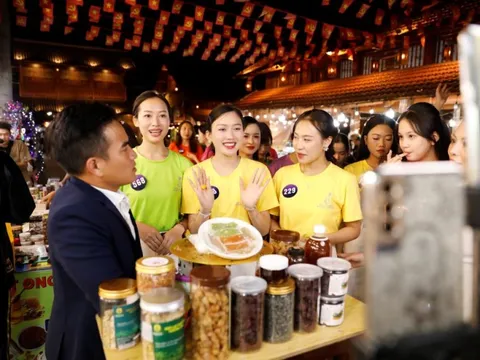 Top 30 Hoa hậu du lịch dân tộc Việt Nam tiếp tục khám phá du lịch Mộc Châu với thử thách kịch tính