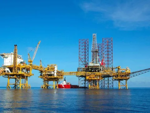 Xử lý khó khăn, vướng mắc trong giao quyền phê duyệt một số nội dung trong hoạt động dầu khí