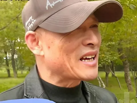 Chồng tìm lại mối tình đầu sau 27 năm, vợ hết lòng ủng hộ