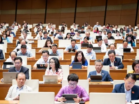 Đại biểu Quốc hội đề nghị Chính phủ có giải pháp hiệu quả để giá vàng ổn định