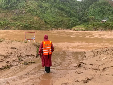 Quảng Trị: Nhiều tuyến đường giao thông bị sạt lở, ngập lụt gây chia cắt