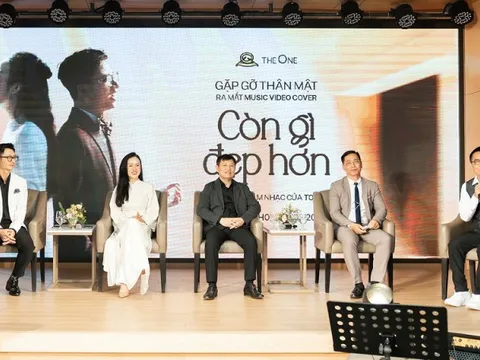 MV “Còn gì đẹp hơn”: Làm mới nhạc phim "Mưa đỏ", tiếp nối ngọn lửa tự hào dân tộc