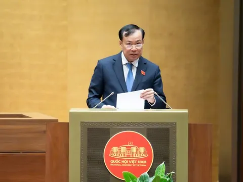 Đề nghị cấm sử dụng AI tạo dựng, lan truyền thông tin sai sự thật