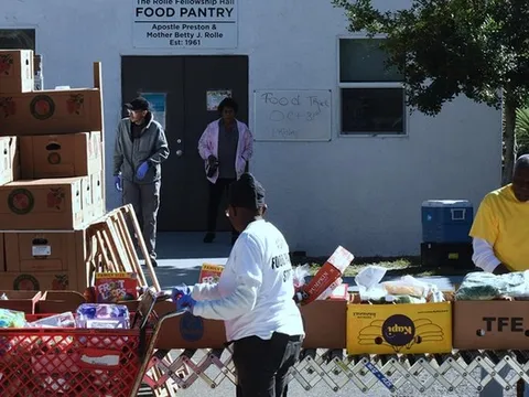 Chính quyền Trump nhận 2 phán quyết bất lợi giữa lúc chính phủ đóng cửa