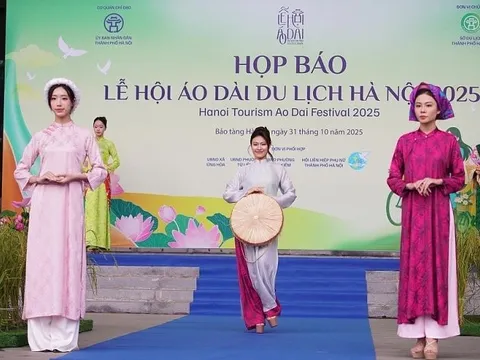 Lễ hội Áo dài du lịch Hà Nội năm 2025 diễn ra từ ngày 7-9/11/2025