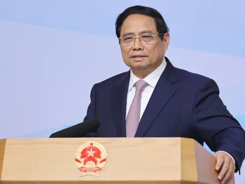 Thủ tướng: Đưa Trung tâm tài chính quốc tế tại Việt Nam hoạt động ngay trong tháng 11