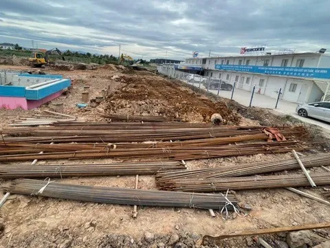 Khởi tố nhóm công nhân trộm hơn 15 tấn thép tại công trường