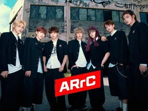 Korea Spotlight 2025 "cháy vé" tại Việt Nam: Bữa tiệc âm nhạc kết nối K-pop và khán giả Việt