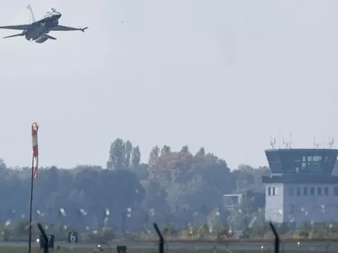 Phát hiện UAV bay qua căn cứ NATO 3 đêm liên tiếp, Bỉ điều tra gấp