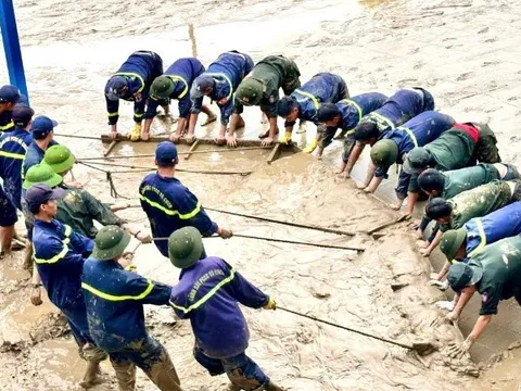 Thủ tướng chỉ đạo tập trung khắc phục nhanh hậu quả mưa lũ tại khu vực Trung Bộ