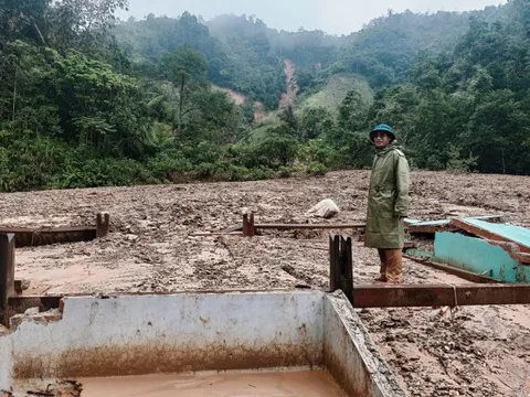 Đà Nẵng: Sơ tán nhiều hộ dân ở miền núi trước nguy cơ sạt lở