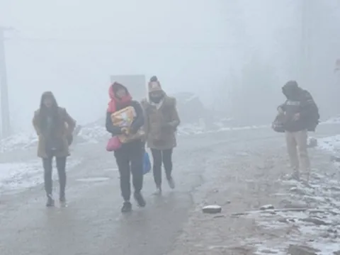 Không khí lạnh "lạ thường" tăng cường dồn dập, dự báo ngày rét đậm nhất 2025