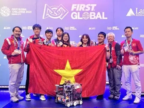 Bản tin 5/11: Việt Nam giành Huy chương Bạc cuộc thi Robotics quốc tế 2025