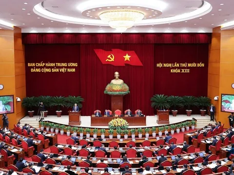 Thông cáo báo chí về ngày làm việc thứ nhất Hội nghị Trung ương 14 khóa XIII