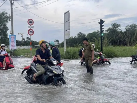 Tp.HCM có thể đối mặt “kép” với mưa lớn và triều cường lịch sử
