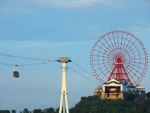 Đi cáp treo ngắm Vịnh Hạ Long đẹp mê mẩn mùa đông chỉ với 150.000 đồng