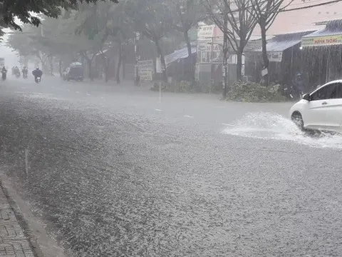 Bão số 13 giảm cấp, khu vực từ Đà Nẵng đến Đắk Lắk có mưa rất to