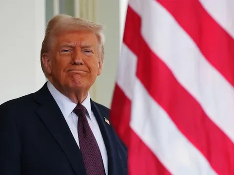 Ông Trump thừa nhận cần kế hoạch dự phòng nếu Tòa án Tối cao phán quyết bất lợi