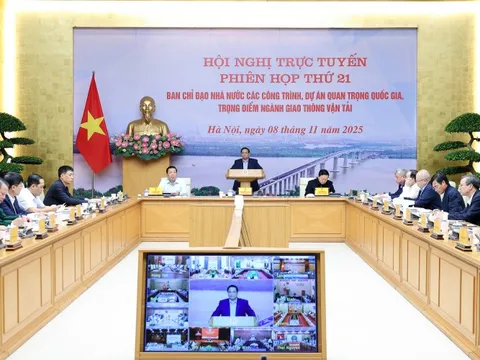 Thủ tướng chủ trì phiên họp thứ 21 về các công trình, dự án ngành GTVT