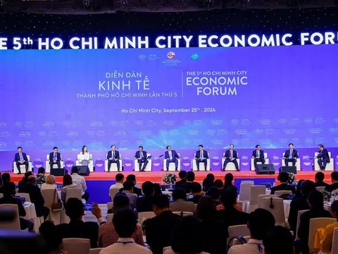 Hơn 1.500 đại biểu tham dự Diễn đàn Kinh tế mùa Thu năm 2025