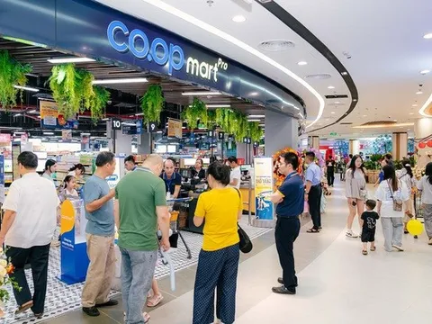 Vincom Mega Mall Royal Island tung loạt ưu đãi hấp dẫn khởi động mùa lễ hội - mua sắm cuối năm
