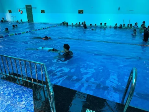 Bộ GD-ĐT ban hành chương trình dạy bơi an toàn cho học sinh
