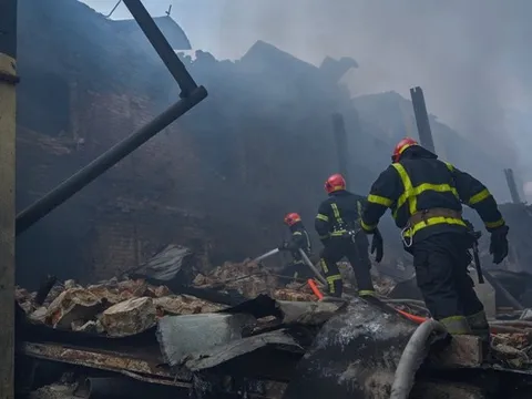 Ông Zelensky muốn thêm áp lực lên Moscow, Nga nói không trông chờ gì vào phương Tây