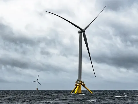 Biến trang trại điện gió thành trang trại cá hồi