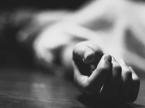 Người đàn ông 69 tuổi tuổi tử vong sau khi uống một ngụm nước dừa theo cách "vạn người mê"