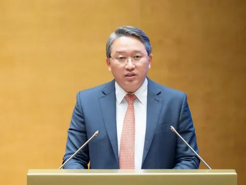 Chỉ một nút nhấn đã chuyển 8.800 tỷ đồng cho 40.000 trái chủ trong vụ Vạn Thịnh Phát