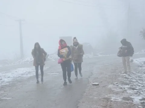 Không khí lạnh mạnh "lạ thường" sắp về miền Bắc, có nơi chỉ 5 độ C