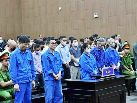 Cựu Phó Chủ tịch tỉnh Phú Thọ lĩnh án 3 năm 6 tháng tù vì đánh bạc