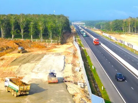 Cao tốc Bắc-Nam vẫn thiếu trạm dừng nghỉ