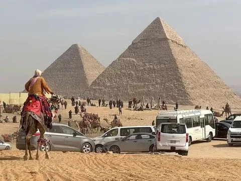 Phát hiện điều kỳ lạ bên trong kim tự tháp ở Ai Cập